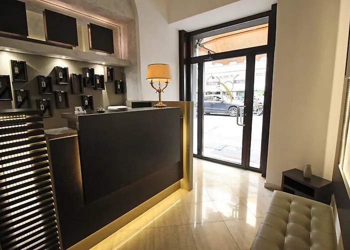 Charter Hotel